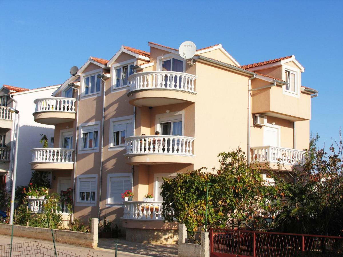 Apartment Bilac Vodice Ngoại thất bức ảnh