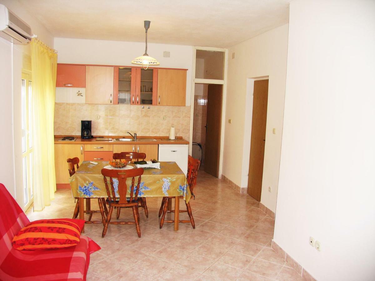 Apartment Bilac Vodice Ngoại thất bức ảnh